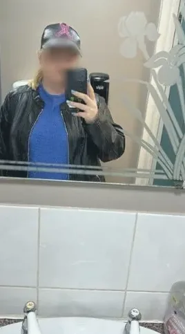 Cara, 21