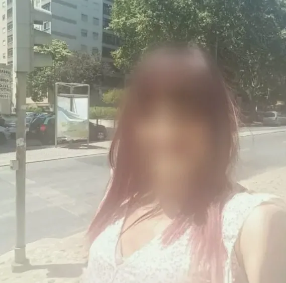 Juliane, 29