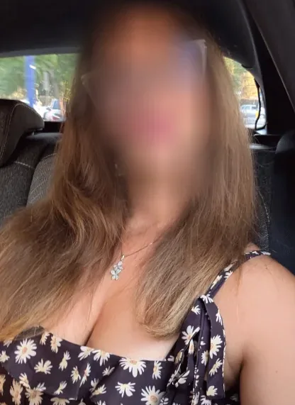 Linda, 30
