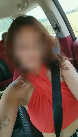 Marlene, 32