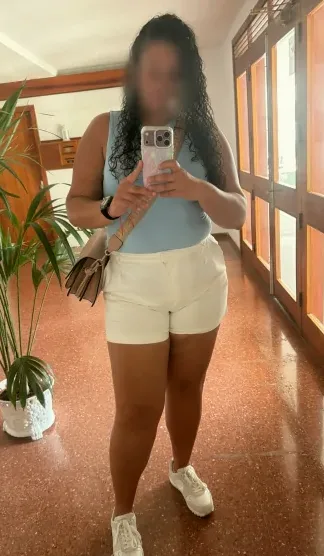 Mira, 33