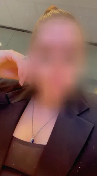 Miriam, 32