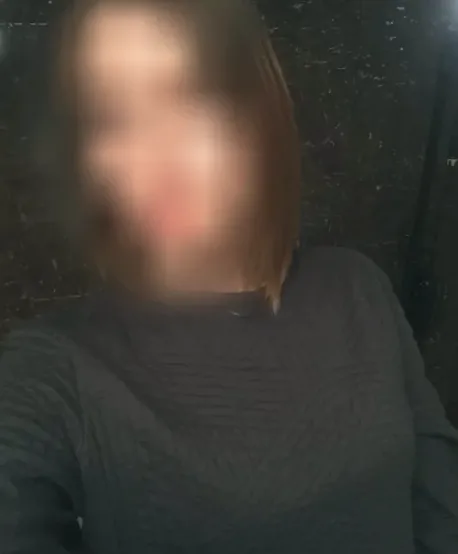 Nisa, 24