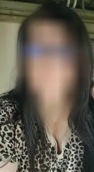 Paula, 33