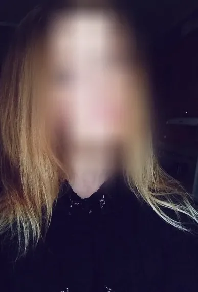 Pauline, 28