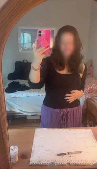 Sarah, 27