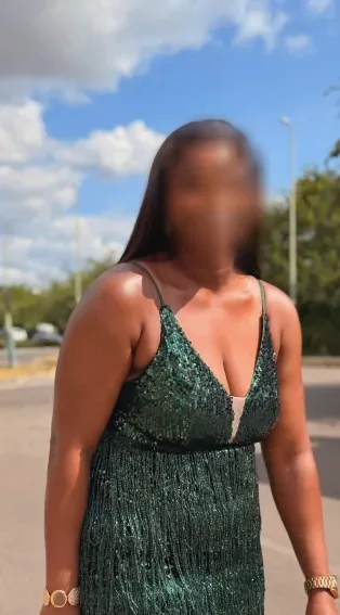 Viktoria, 34