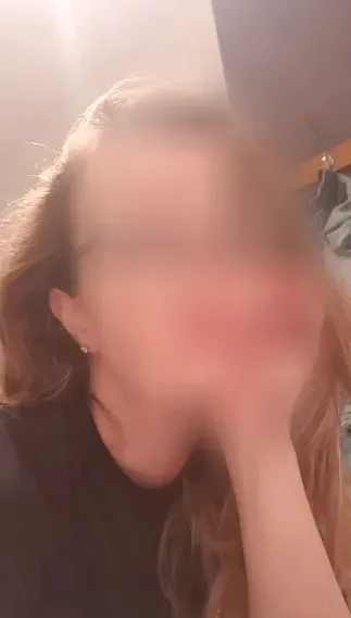 Vivien, 36